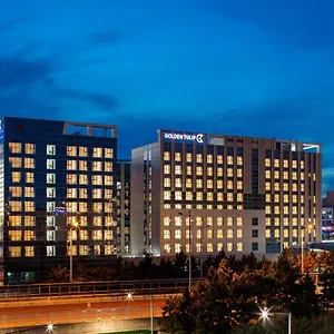 Отель Golden Tulip Airport